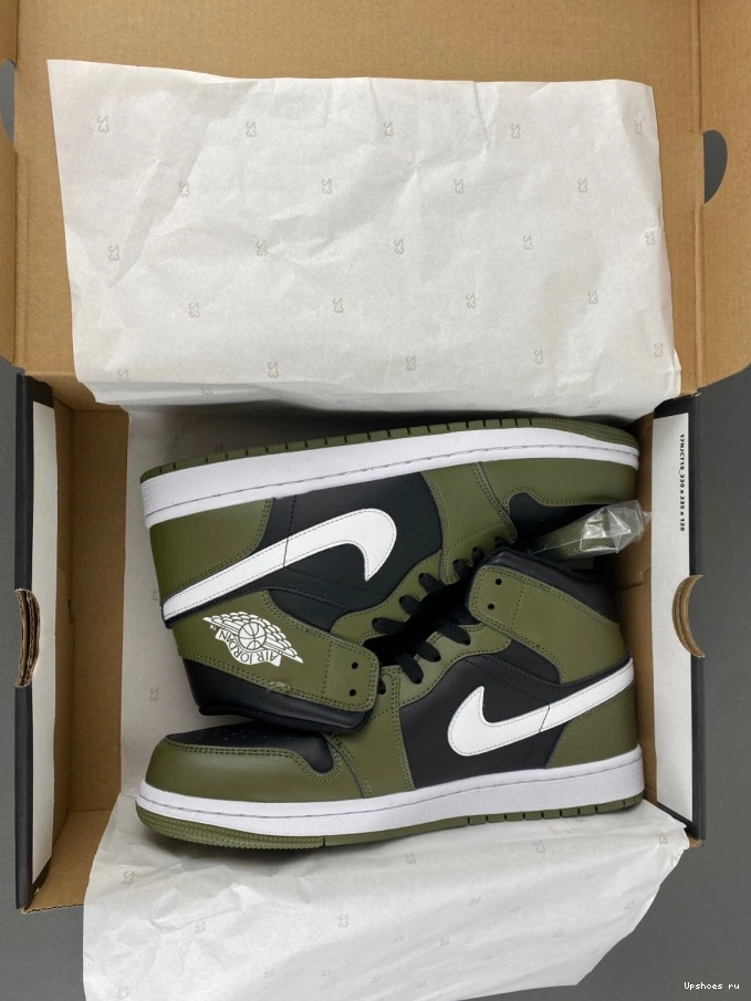 1 mid JORDAN BQ8426-092  0716